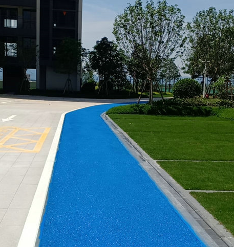 惠州龍門閱山郡透水地坪噴油中~ 惠州龍門閱山郡透水地坪噴油中~