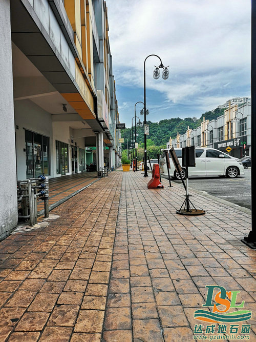 1699344306863192.jpg 藝術(shù)壓花地坪