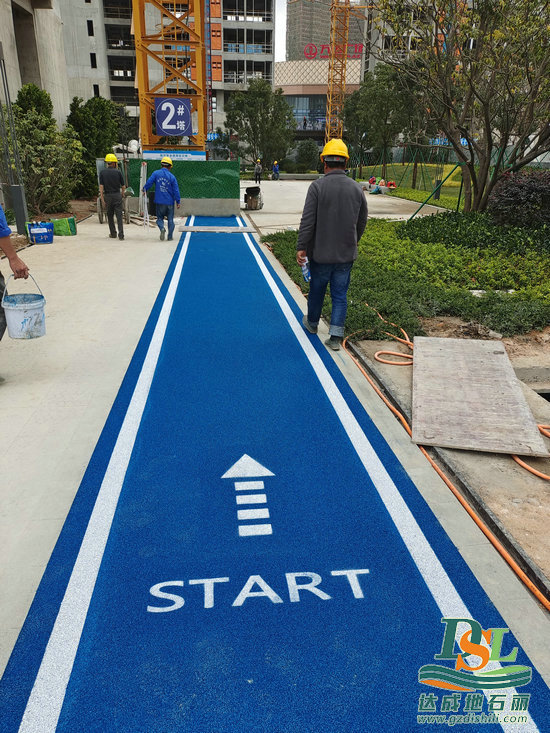 廣州白云透水混凝土項目正在如火如荼的進行中！