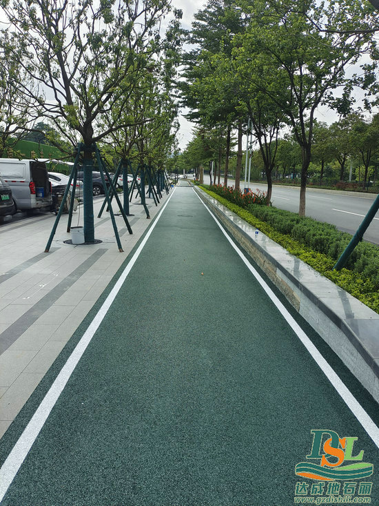 1719816125888293.jpg bc533b79cb2c241b2bbb38365734fab.jpg