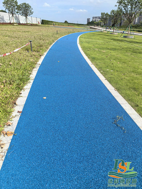 1721285732141965.jpg 透水瀝青廠家廣州地石麗