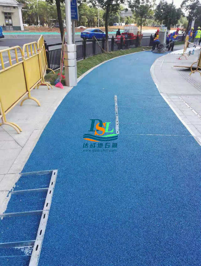 1562665553618275.jpg 1_181127171317_1.jpg