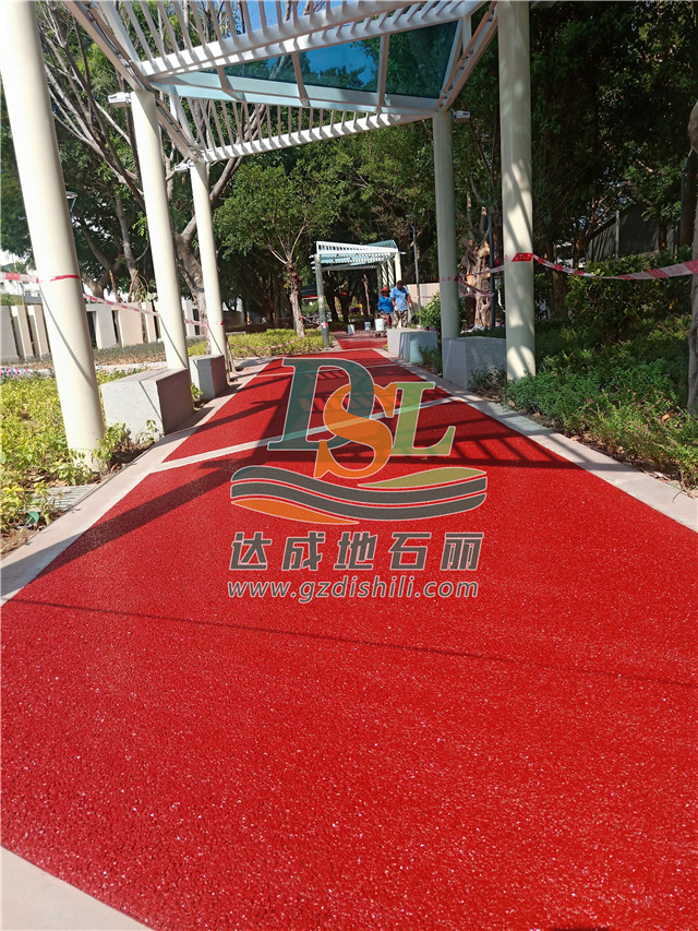 生態(tài)彩色透水地坪 生態(tài)彩色透水地坪