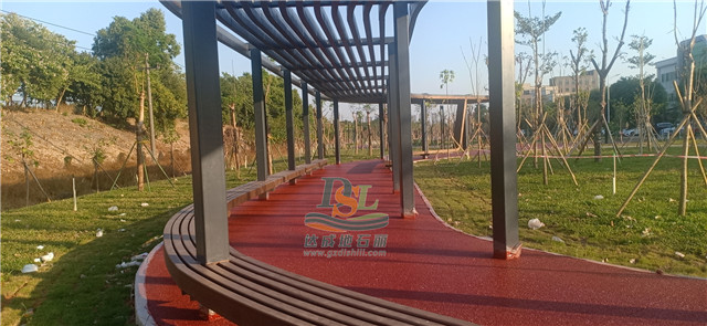 彩色透水混凝土路面 彩色透水混凝土路面