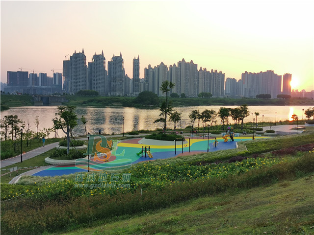 河岸整治EPDM工程項(xiàng)目 河岸整治EPDM工程項(xiàng)目