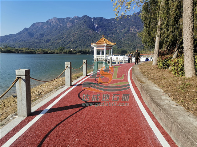 增城區(qū)白水寨紅色透水地坪項(xiàng)目 增城區(qū)白水寨紅色透水地坪項(xiàng)目