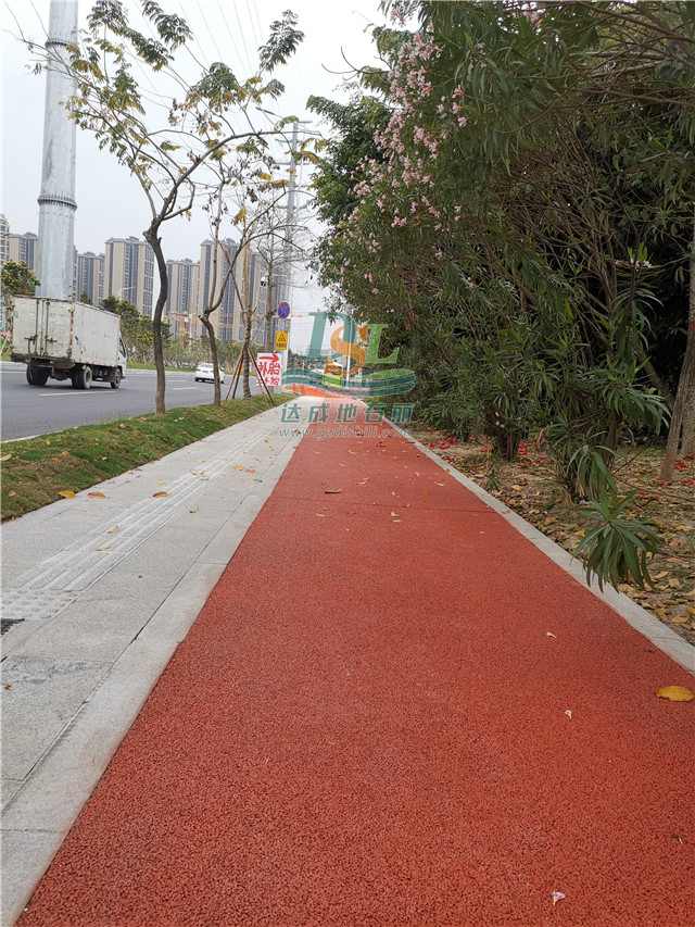 增城新塘三標(biāo)紅色透水混凝土 增城新塘三標(biāo)紅色透水混凝土