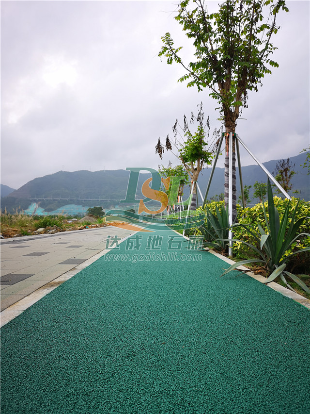 深圳壩光生物谷綠色透水瀝青 深圳壩光生物谷綠色透水瀝青