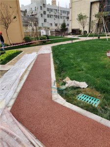 惠州佳兆業(yè)可園透水地坪施工案例實(shí)拍 惠州佳兆業(yè)可園透水地坪施工案例實(shí)拍