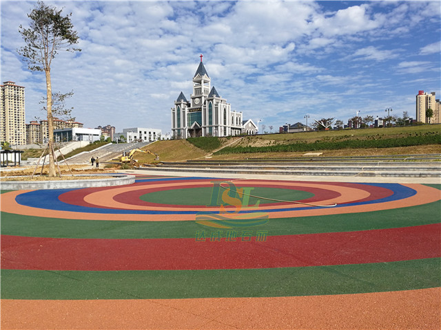 花香沁園公園春瀾廣場彩色透水地坪項目 花香沁園公園春瀾廣場彩色透水地坪項目