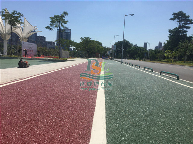 混凝土路面廠家.jpg 混凝土路面廠家.jpg