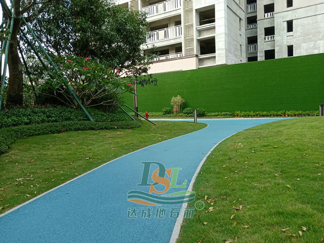 透水地坪.jpg 透水地坪.jpg