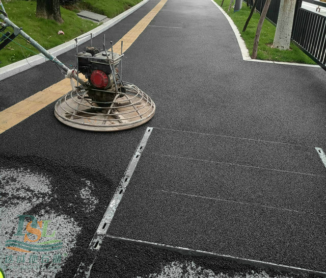 深圳彩色透水混凝土 深圳彩色透水混凝土