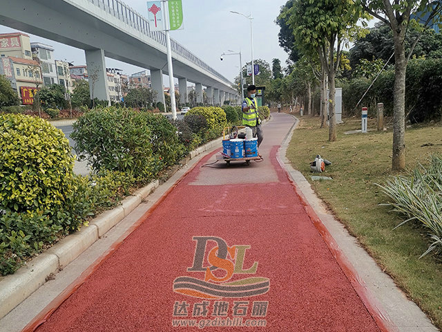 透水混凝土 3.jpg