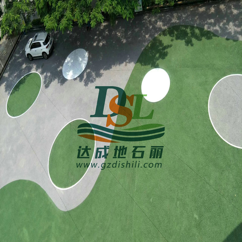 東莞東城波利壓學校透水地坪 祝賀東莞東城波利壓學校透水地坪完工